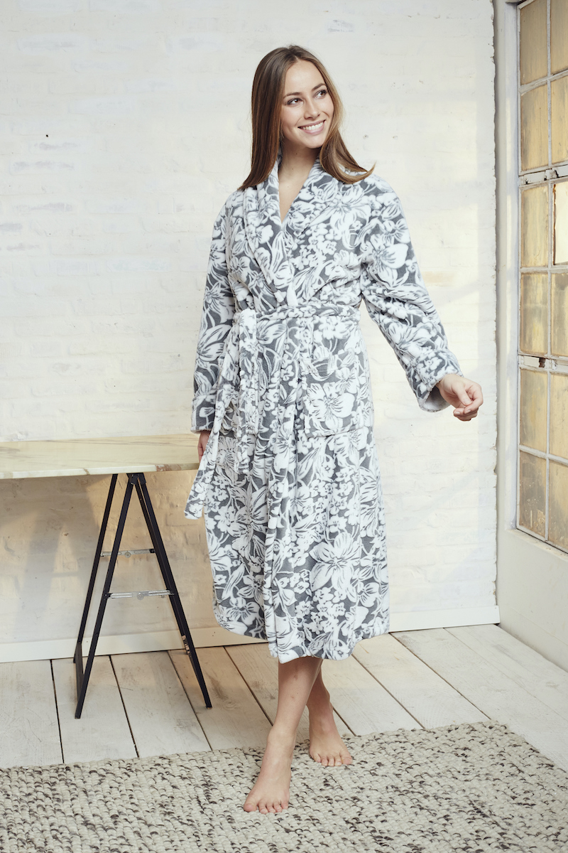 Fleece Bathrobe – Soft & Warm, Vietnam Production